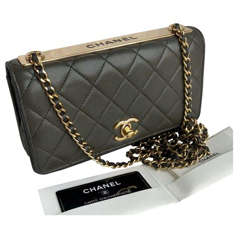 trendy woc chanel